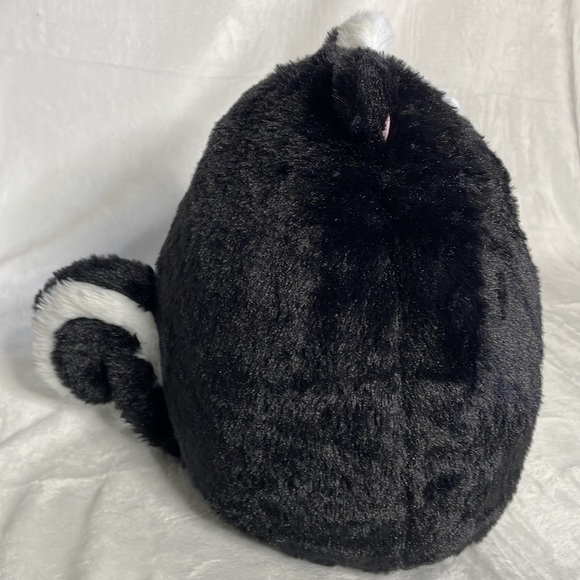 NWT Squishmallows Fuzzamallows Skunk - Picture 2 of 10